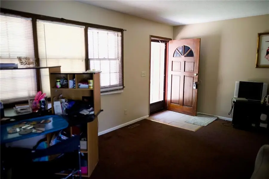 5701 E 100th Street, Kansas City, MO 64137 - #3