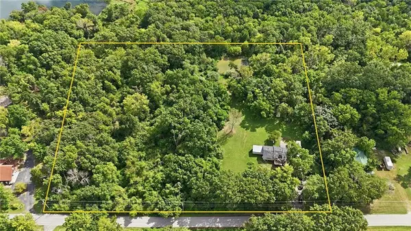 2915 S Slaughter Road, Grain Valley, MO 64029