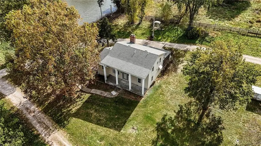 32703 S State Route 7 Highway, Creighton, MO 64739 - #2