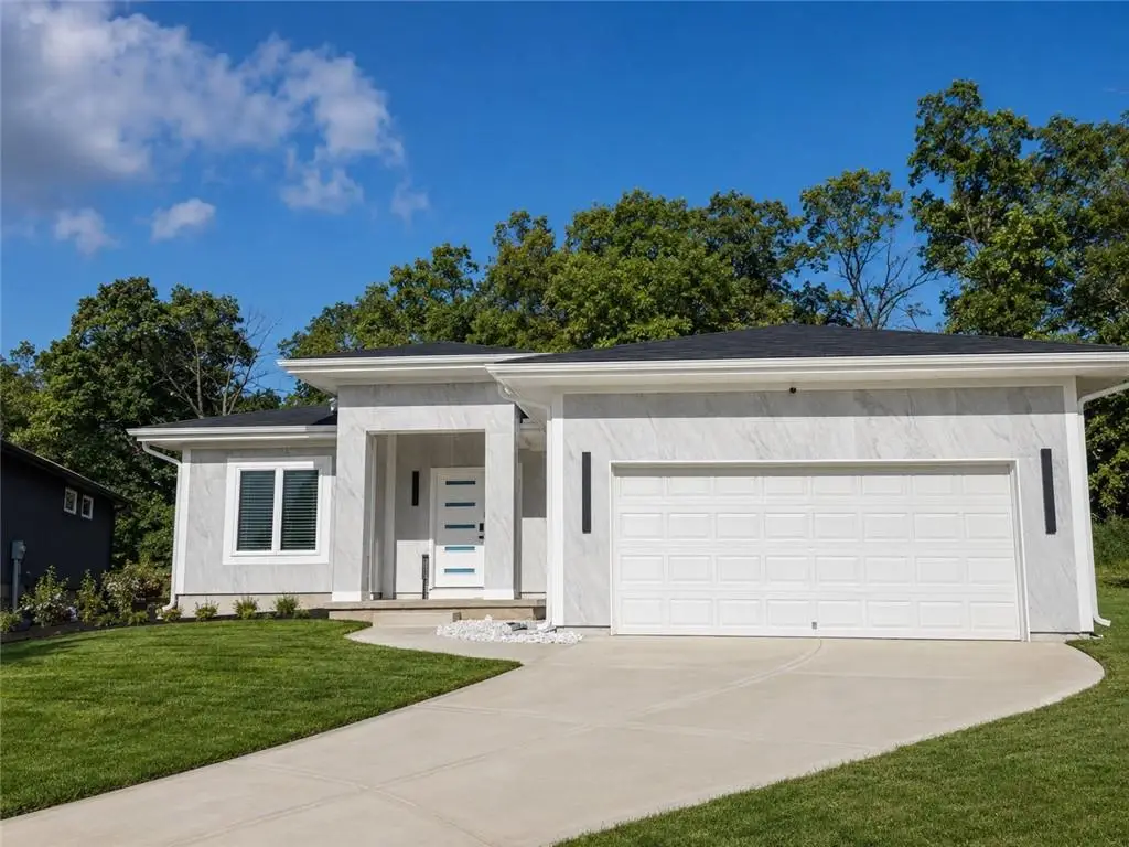 14407 E 49th Road, Kansas City, MO 64136 - #1