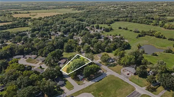00 Maple Drive, Smithville, MO 64089