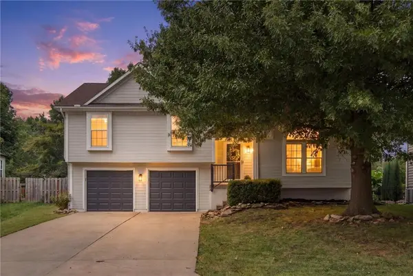 1208 NE Beacon Avenue, Lee's Summit, MO 64086