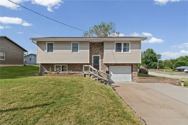 408 W 10th Street, Carrollton, MO 64633