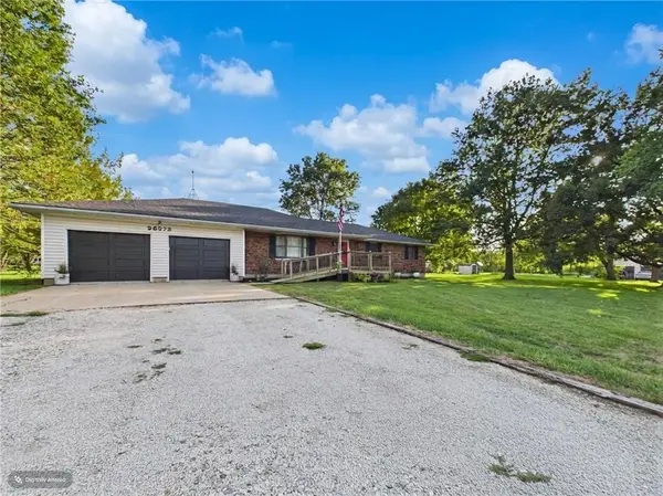 26575 W 321st Terrace, Paola, KS 66071
