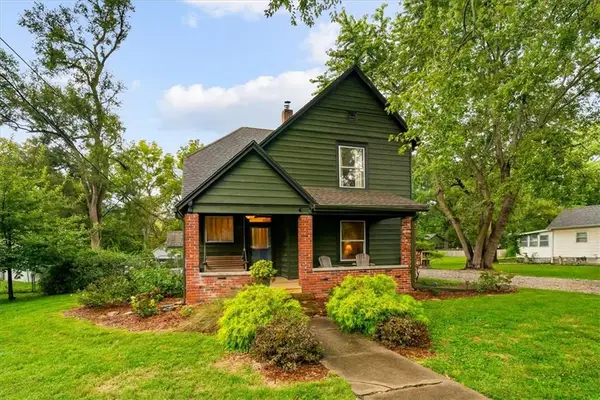 579 E Loula Street, Olathe, KS 66061