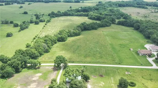 0000 S Mcclellen Road, Drexel, MO 64742