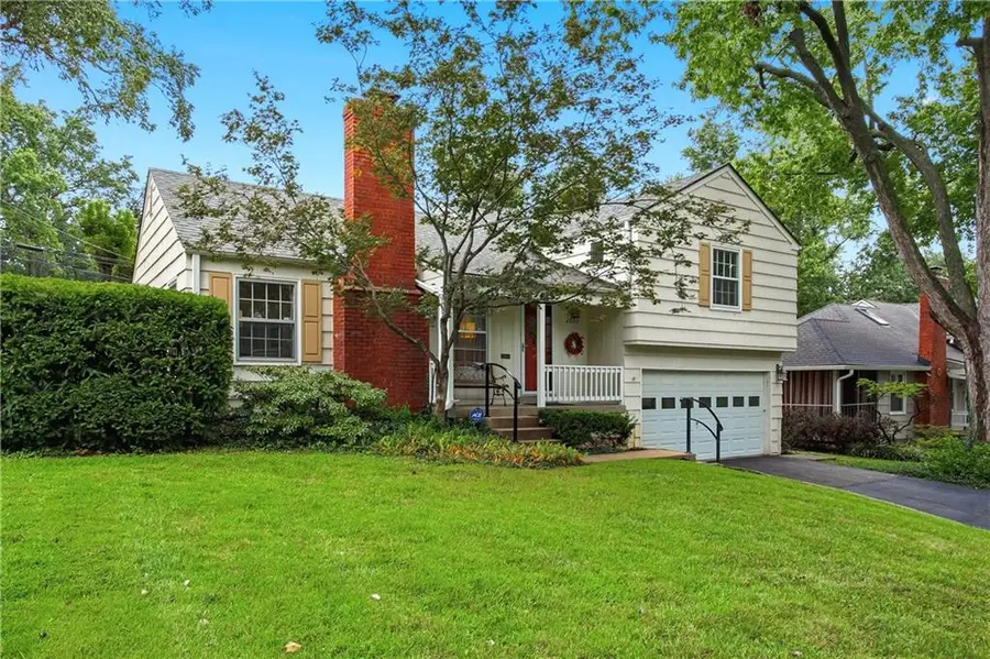 2805 W 73 Street, Prairie Village, KS 66208 - #2