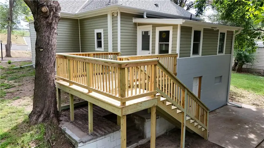2510 S 19th Street, Saint Joseph, MO 64503 - #2