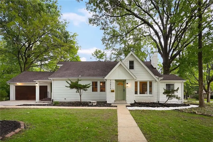13015 13th Street, Grandview, MO 64030 - #2