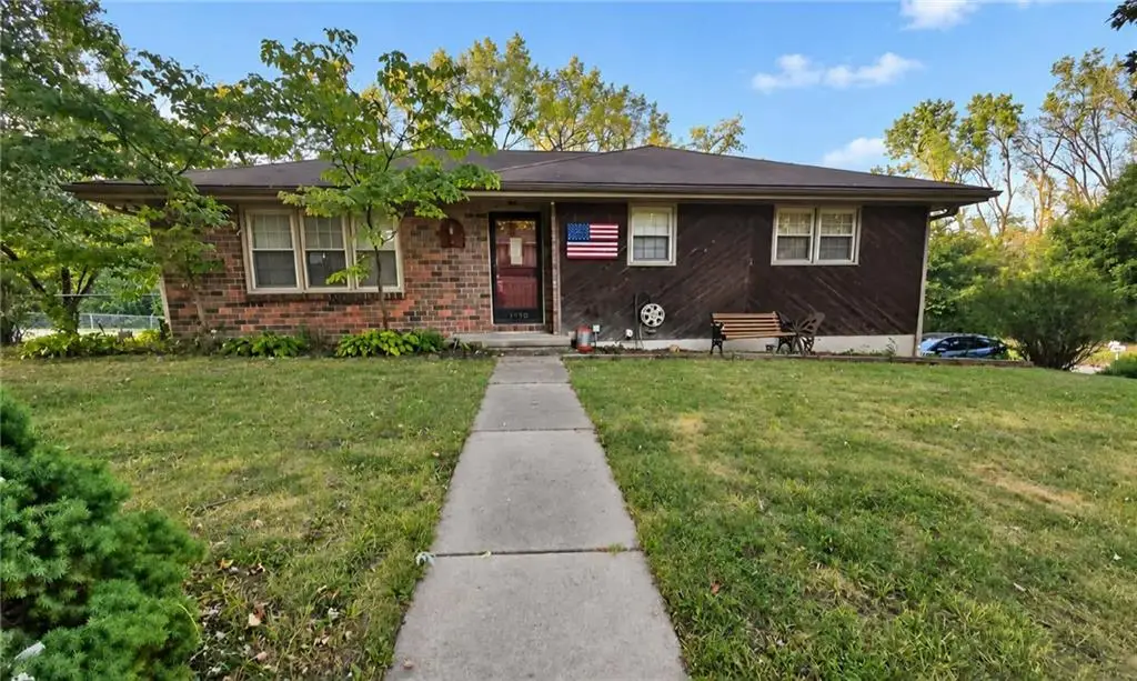 1950 Safari Drive, Saint Joseph, MO 64506 - #1