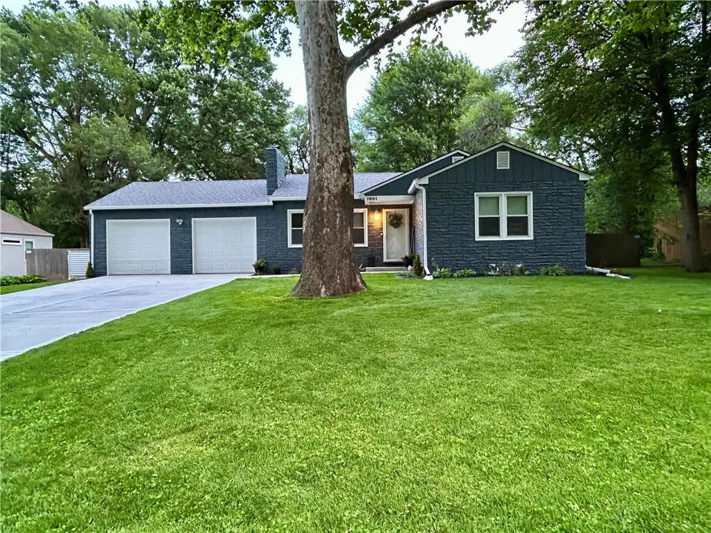 7601 Hemlock Street, Overland Park, KS 66204 - #1