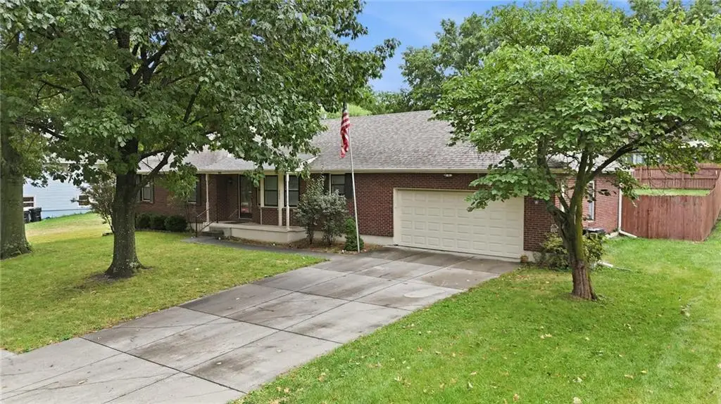 2622 Mohican Avenue, Independence, MO 64057 - #1