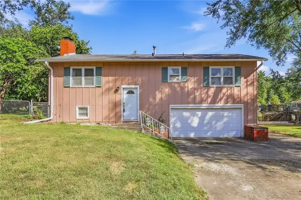 4831 Reeder Street, Shawnee, KS 66203