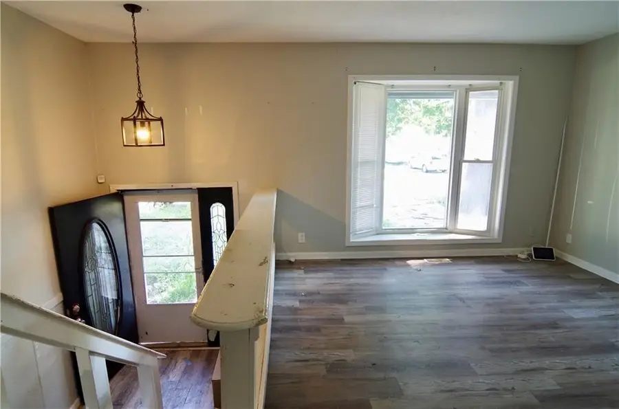 8302 E 93rd Terrace, Kansas City, MO 64138 - #3