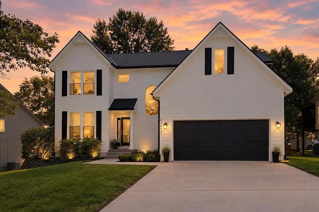 22613 W 49th Terrace, Shawnee, KS 66226 - #1
