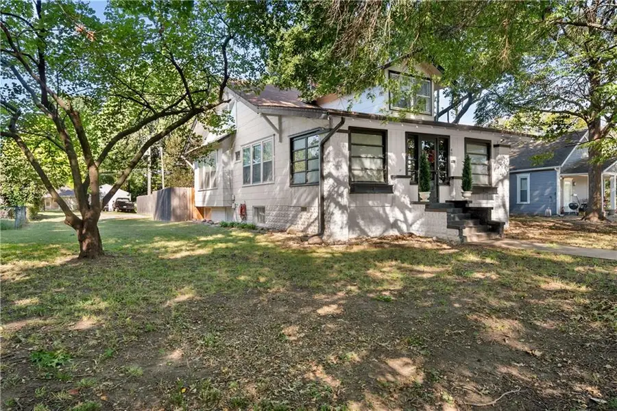 403 S 1st Street, Odessa, MO 64076 - #2