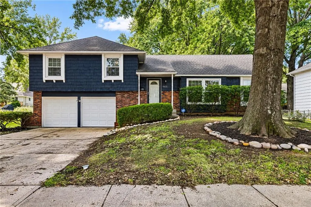9800 Walmer Street, Overland Park, KS 66212 - #1