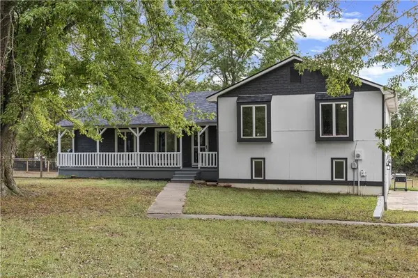 16372 S 1338 Road, Nevada, MO 64772