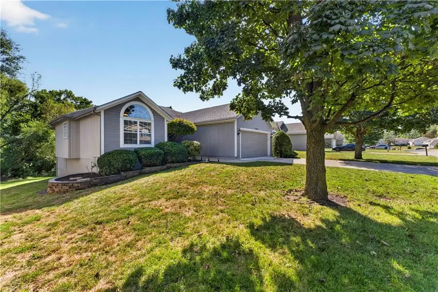 2704 NW Mill Drive, Blue Springs, MO 64015 - #2