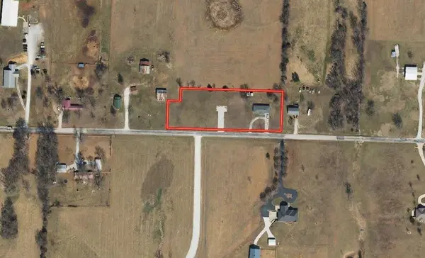 15665 E Quail Road, Nevada, MO 64772