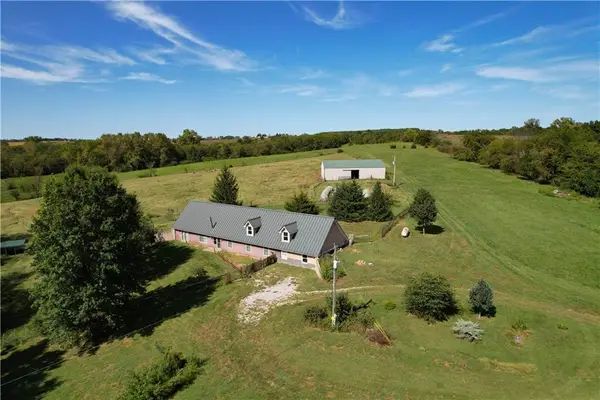 2751 NW Gospel Road, Maysville, MO 64469