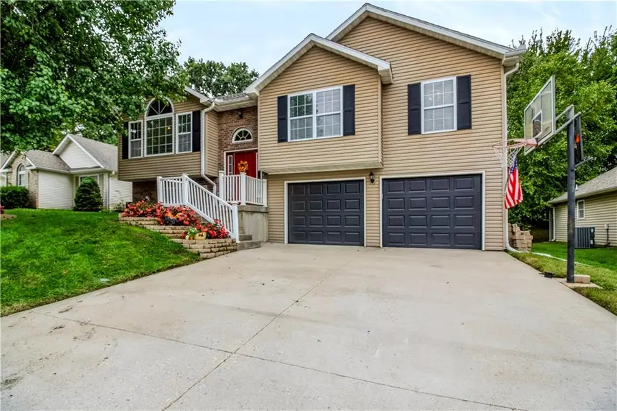 1324 Fawn Lane, Warrensburg, MO 64093 - #2