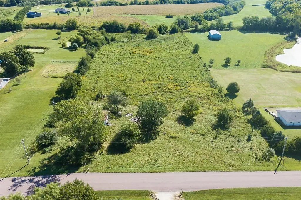 33132 199th Street, Leavenworth, KS 66048 - #1
