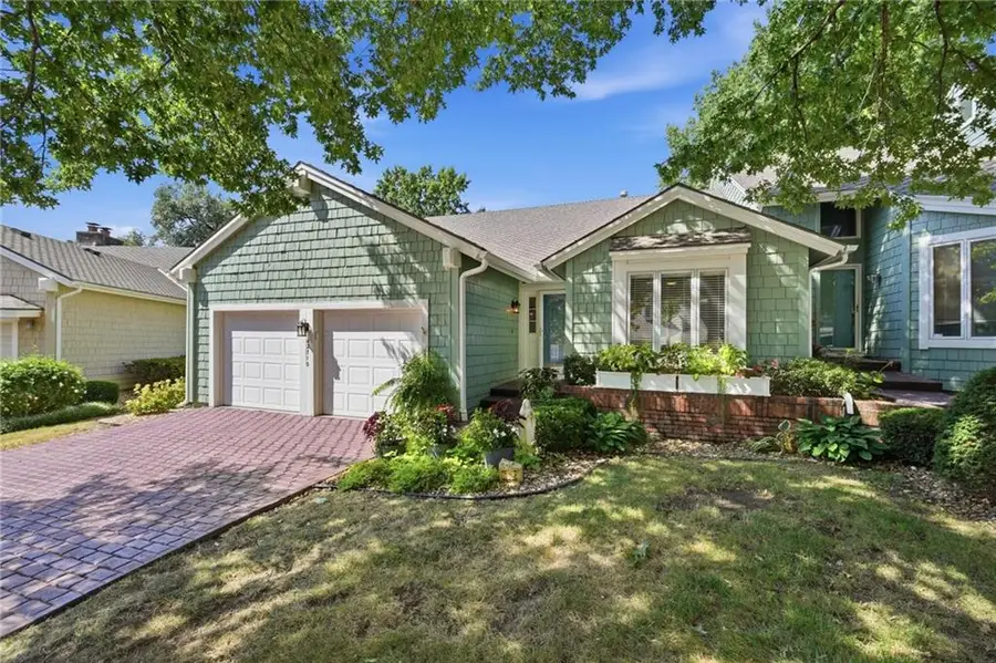 12710 Baltimore Court, Kansas City, MO 64145 - #2