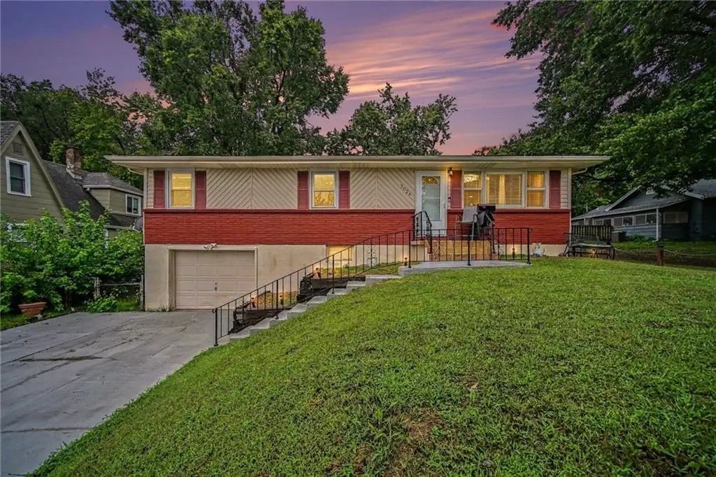5024 N Chelsea Avenue, Kansas City, MO 64119 - #1