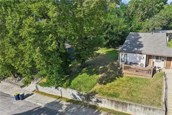 2114 Belleview Avenue, Kansas City, MO 64108
