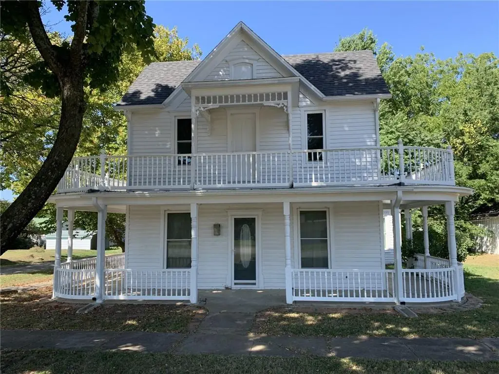 105 S Broad Street, Toronto, KS 66777 - #1