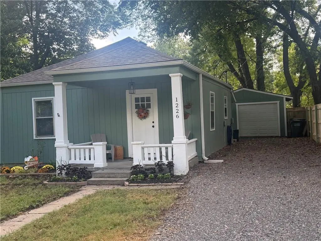 1226 Almira Street, Lawrence, KS 66044 - #1