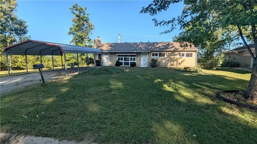 10901 Bristol Terrace, Kansas City, MO 64134 - #2