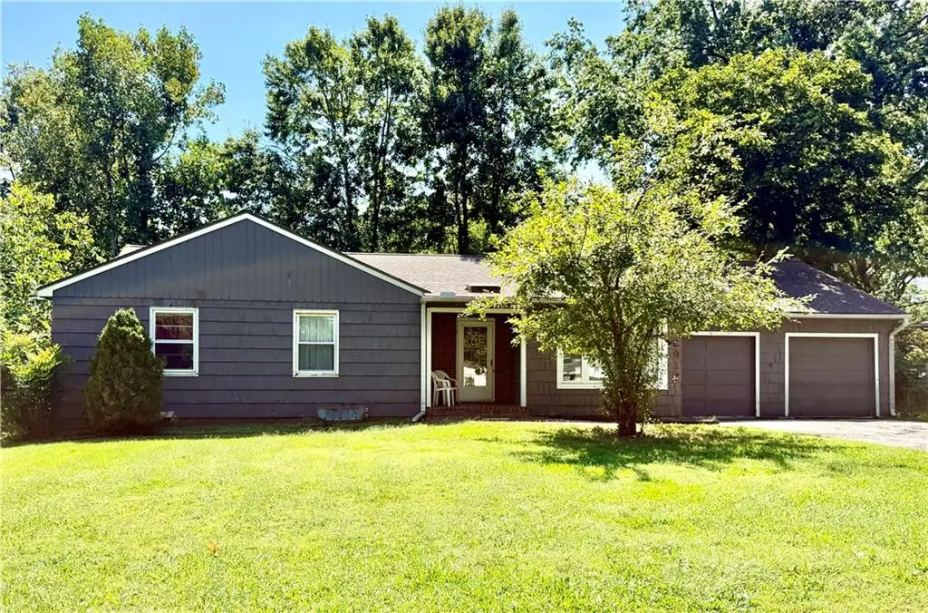 6917 W 69* Street, Overland Park, KS 66204 - #1