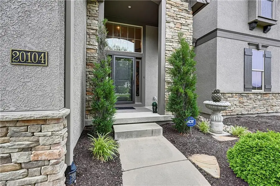 20104 W 90th Street, Lenexa, KS 66220 - #2