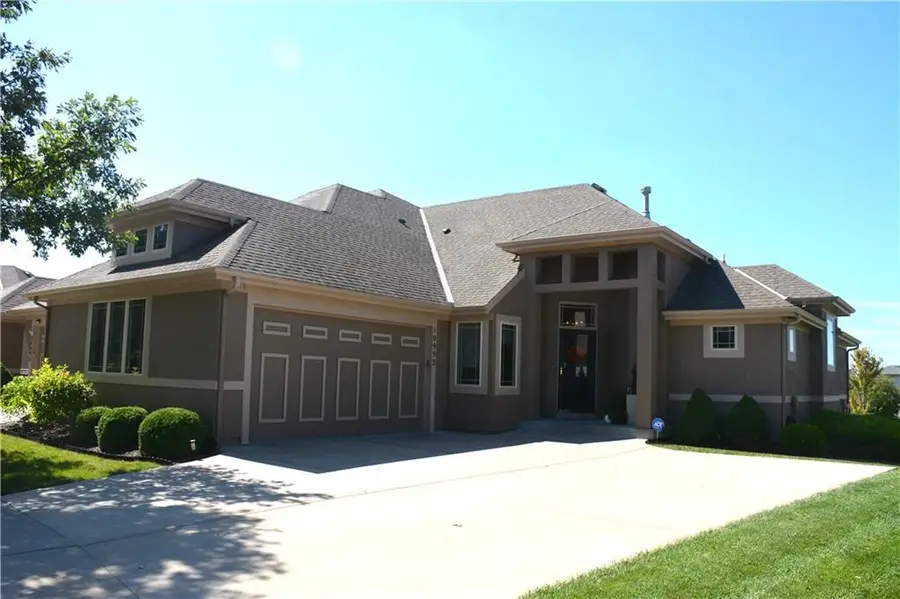 10992 S Parish Street, Olathe, KS 66061 - #2