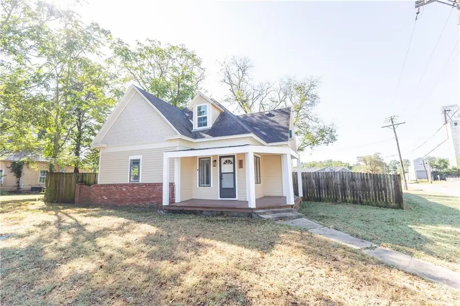201 E 4th Street, Cherryvale, KS 67335 - #2