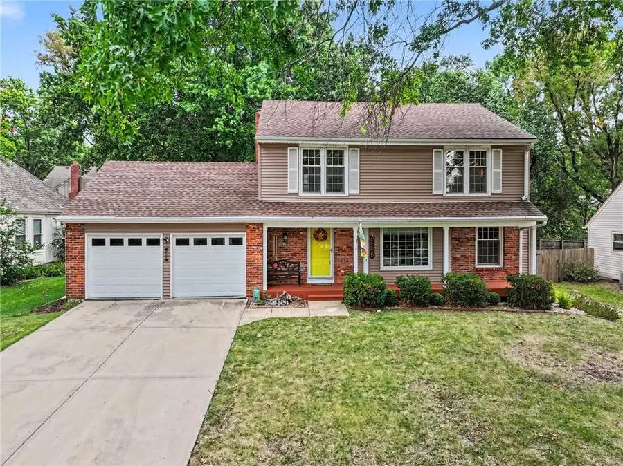 10401 Long Street, Overland Park, KS 66215 - #2