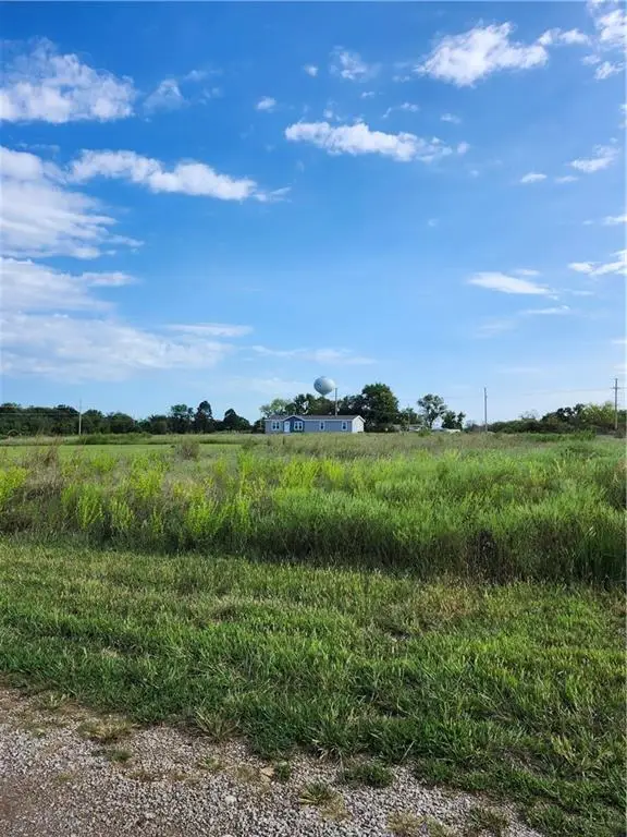 18 Short Drive, Linn Valley, KS 66040