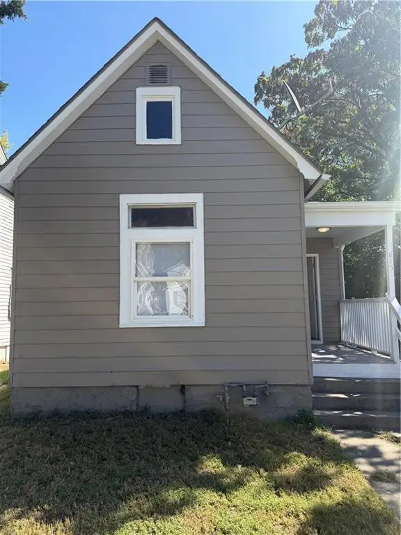 815 S 21st Street, Saint Joseph, MO 64507 - #1