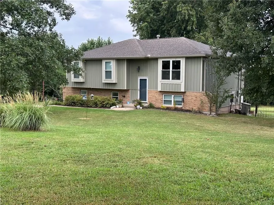 20212 Golden Road, Linwood, KS 66052 - #2
