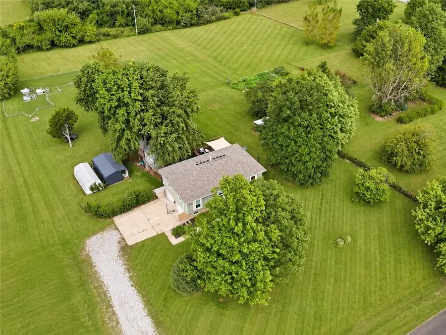 20212 Golden Road, Linwood, KS 66052 - #3