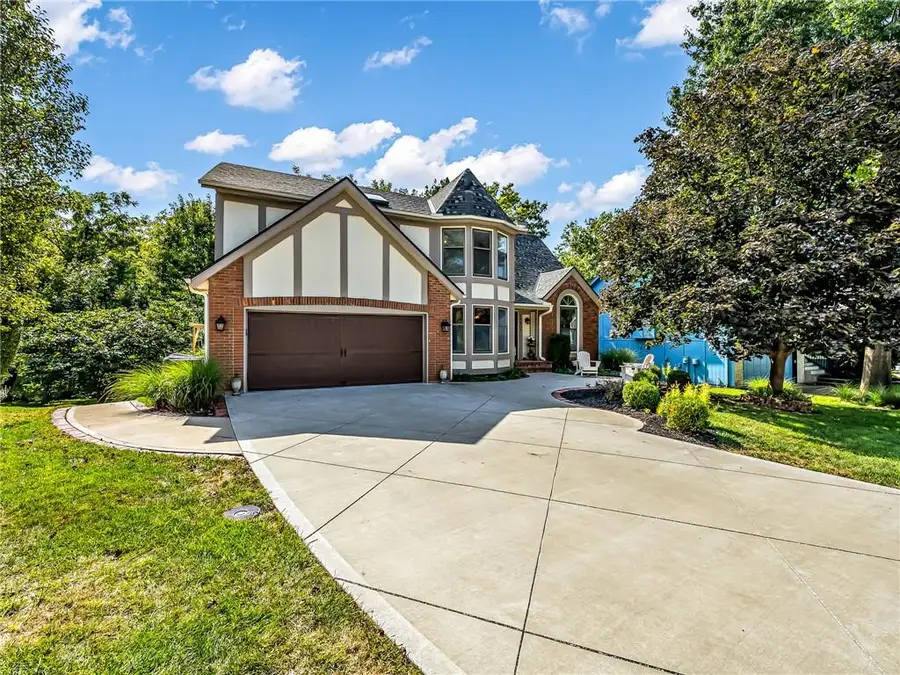 17507 W 113th Street, Olathe, KS 66061 - #2
