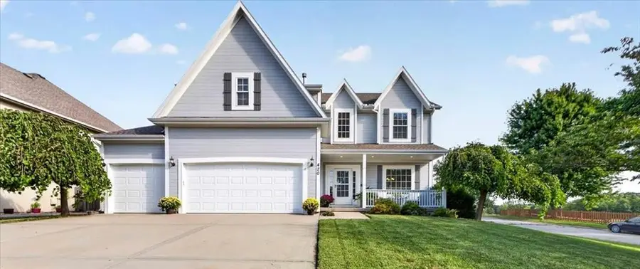 420 Shannon Avenue, Smithville, MO 64089 - #2