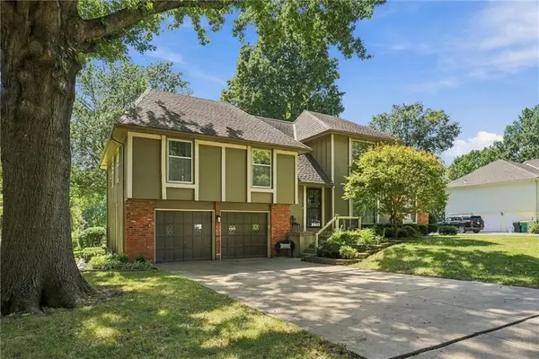 2201 W 120th Street, Leawood, KS 66209