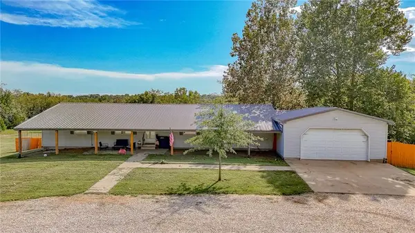 1082 NW 150th Road, Holden, MO 64040