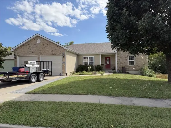 803 Charles Street, Knob Noster, MO 65336