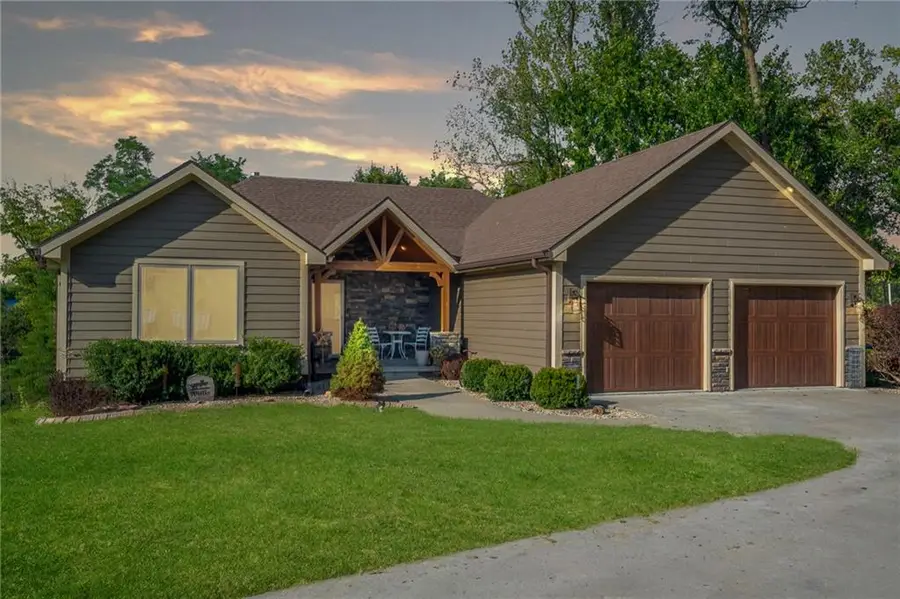 7877 SE St Rt 371 Highway, Saint Joseph, MO 64504 - #3