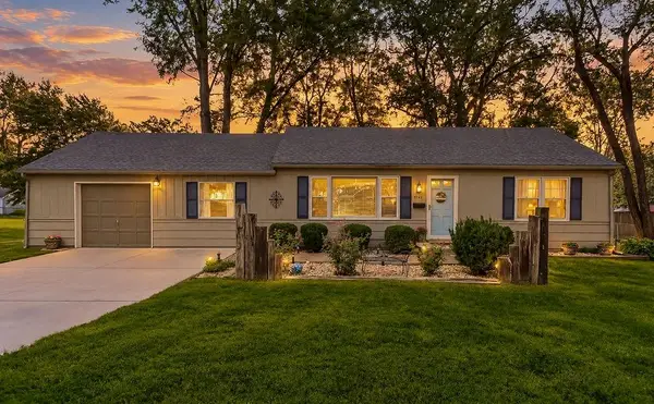 5141 Monrovia Street, Shawnee, KS 66216