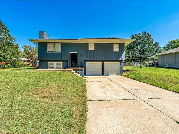 1400 SW Speas Drive, Blue Springs, MO 64014